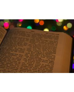 TfT - Greeting Card Bible and lights_front
